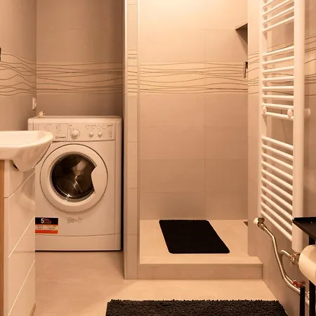 Lägenhet Bus Station *